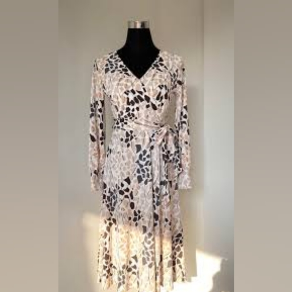 🏵️💚 RICHARD ALLAN x H&M Crêped Wrapped Front Dress - Picture 10 of 12